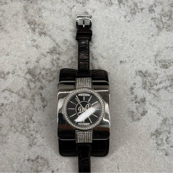 D&G VINTAGE WATCH ⏱️ - Picture 3 of 10